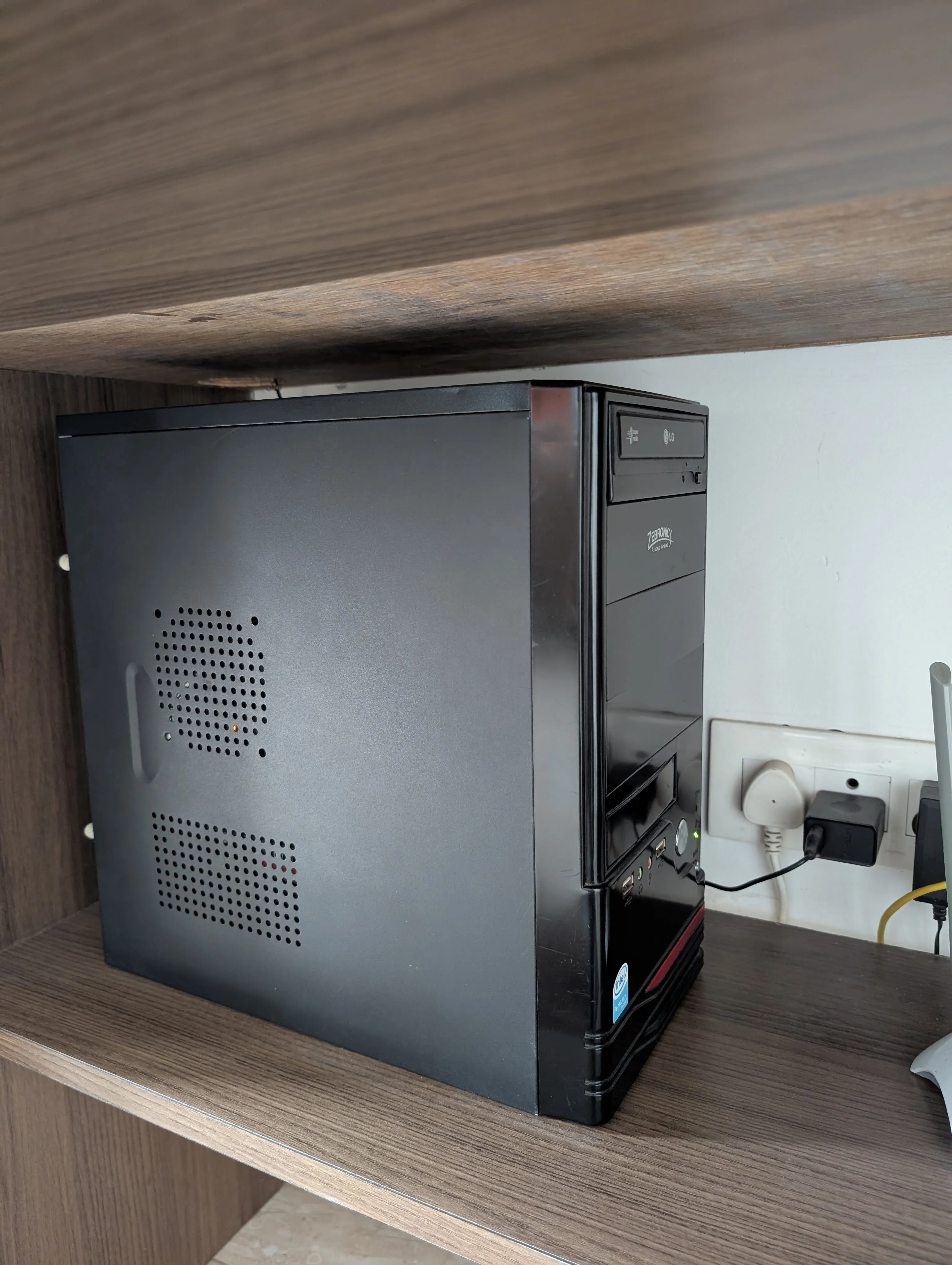 Picture of my desktop under the table